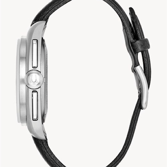 Bulova Lunar Pilot watch. Like new in box - Picture 3 of 8